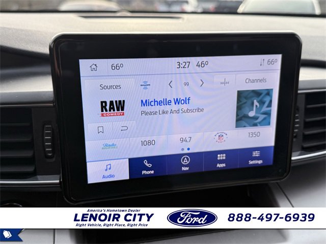 Used 2022 Ford Explorer XLT w/ Equipment Group 202A image 26