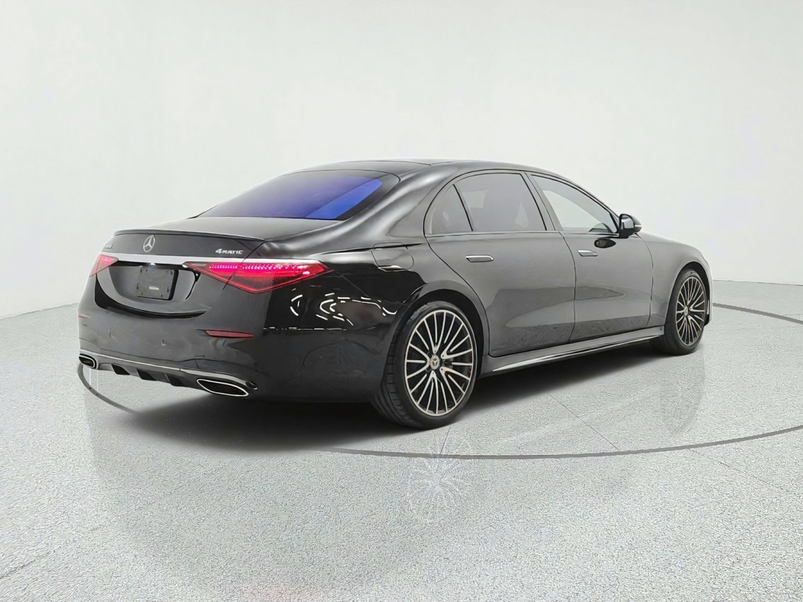 Used 2023 Mercedes-Benz S 580 4MATIC Sedan image 5