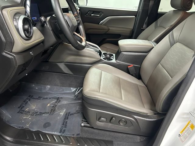 Certified 2024 Chevrolet Colorado ZR2 w/ ZR2 Convenience Package III AWD/4WD image 11