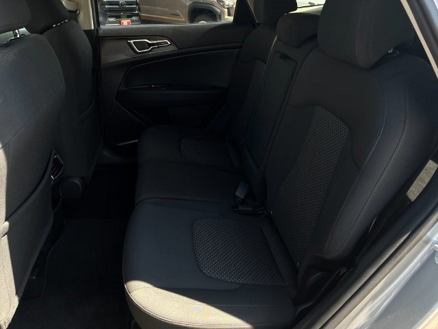 Used 2023 Kia Sportage LX FWD image 10