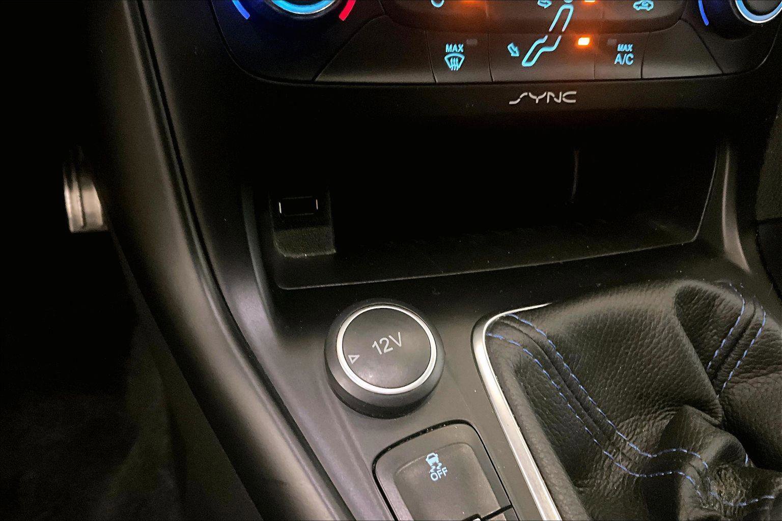 Used 2017 Ford Focus RS image 31