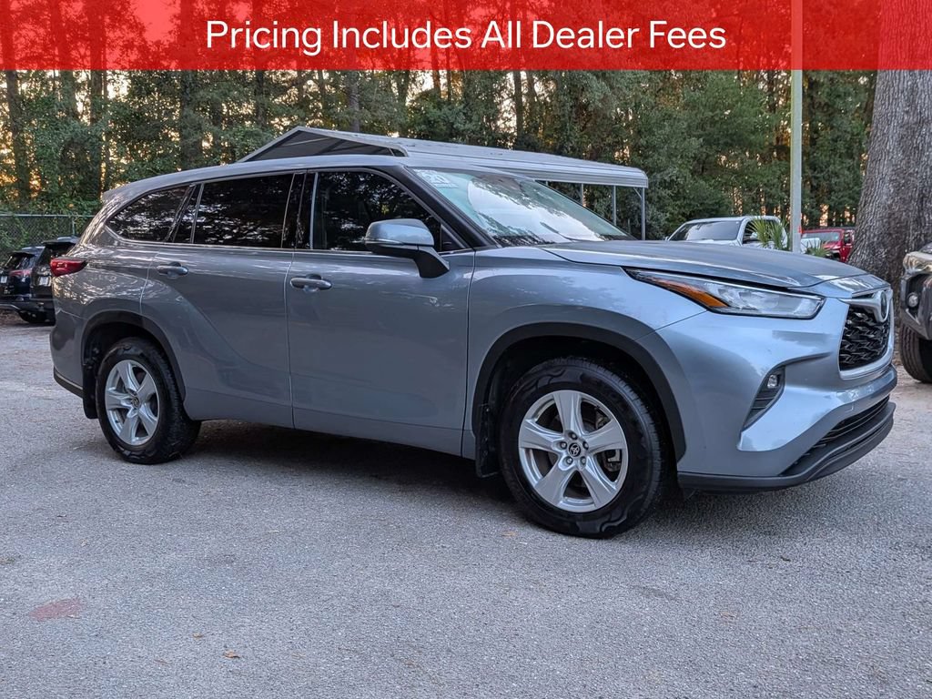 Certified 2020 Toyota Highlander LE AWD/4WD image 2