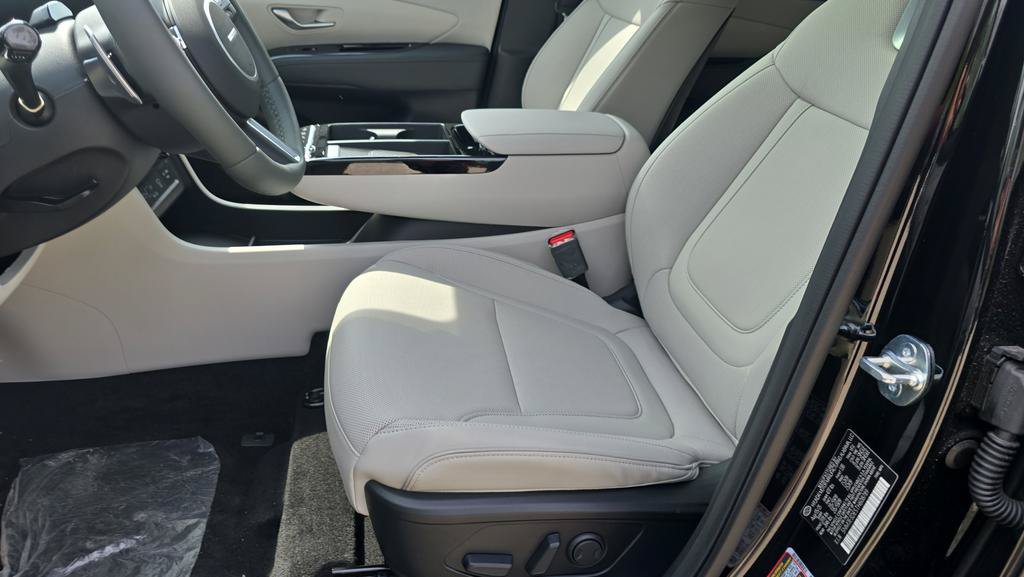 New 2026 Hyundai Tucson Limited FWD image 14