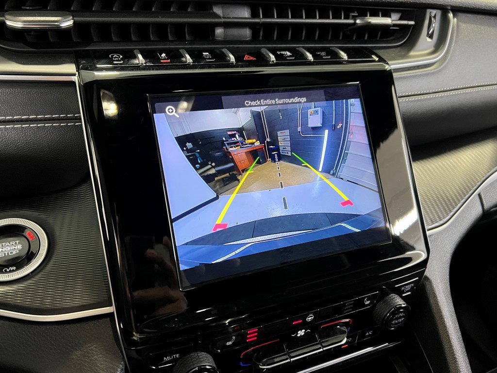 Certified 2024 Jeep Grand Cherokee L Altitude image 42