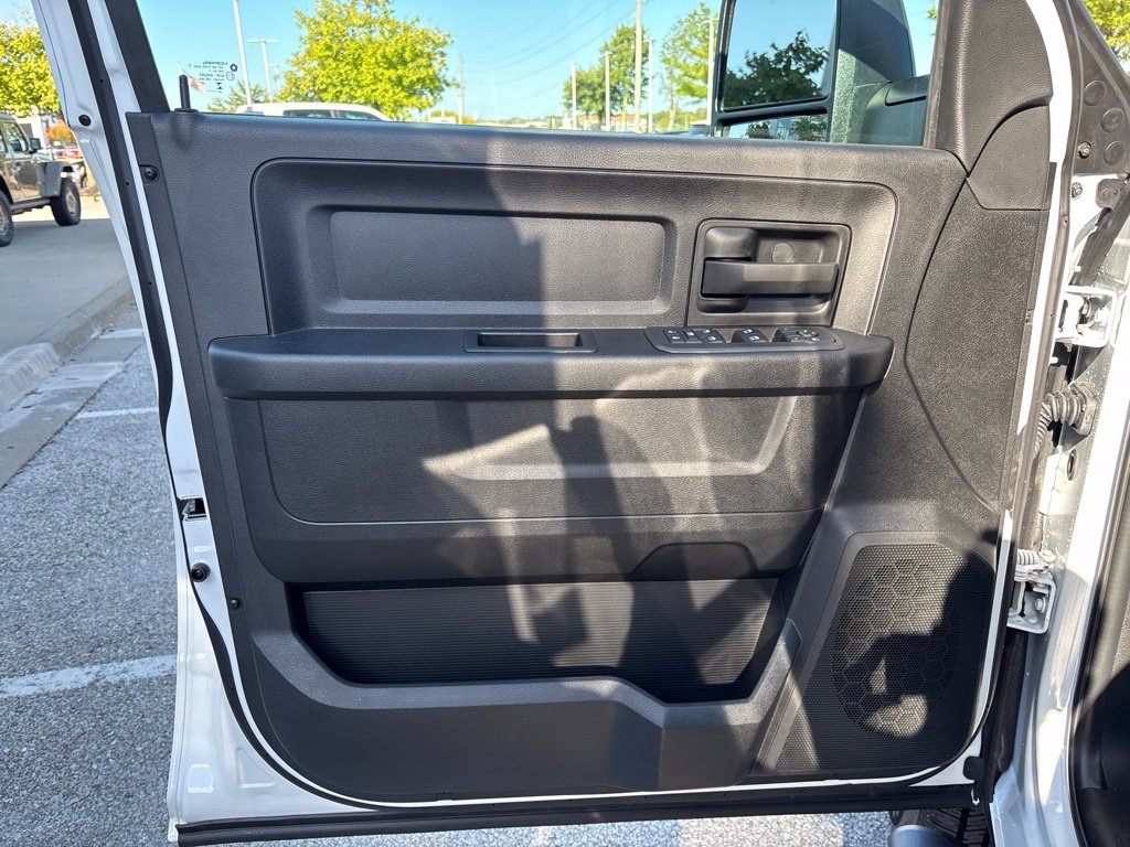 New 2027 RAM 3500 Tradesman AWD/4WD image 33