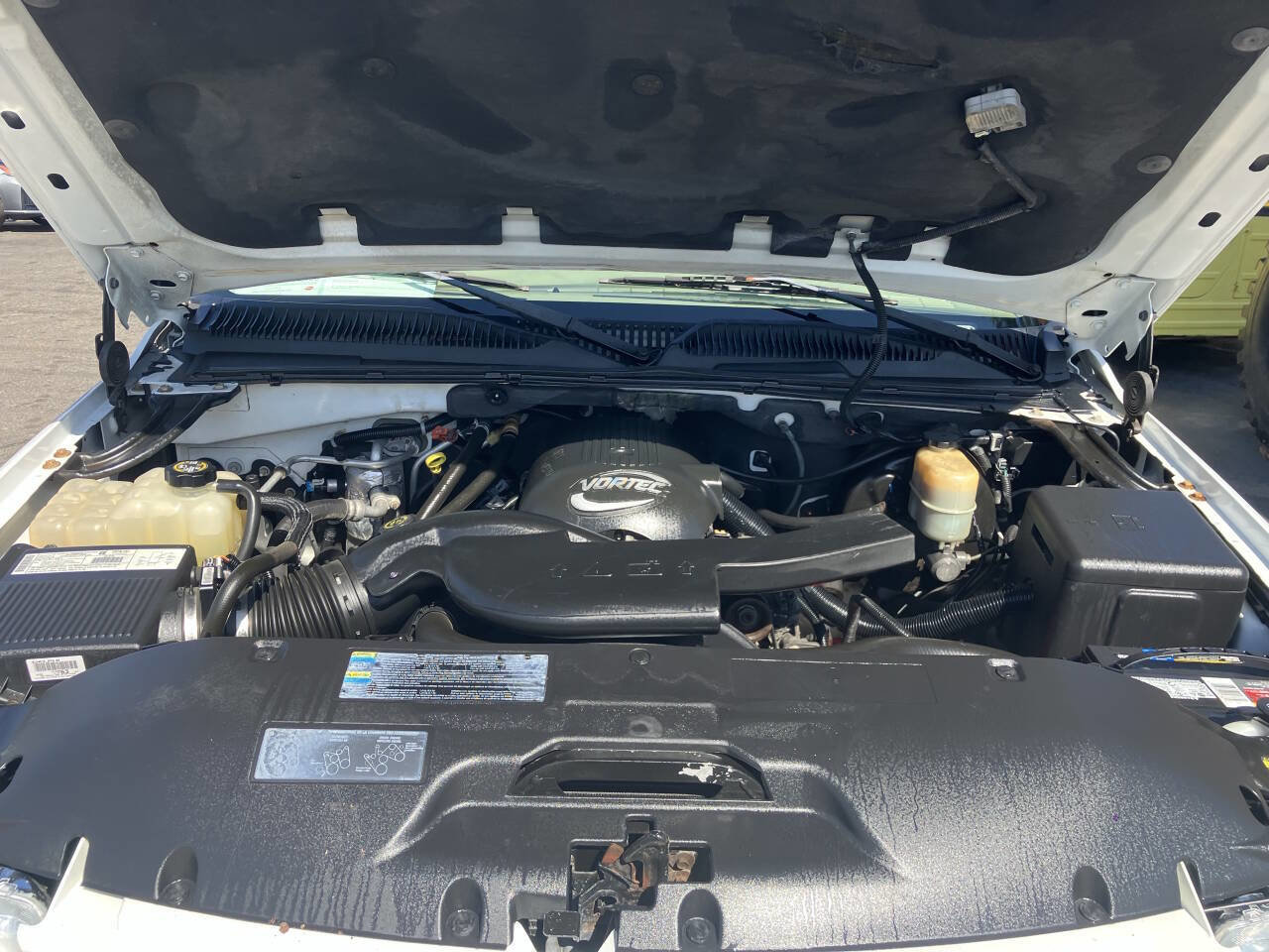 Used 2002 Chevrolet Suburban Z71 image 34