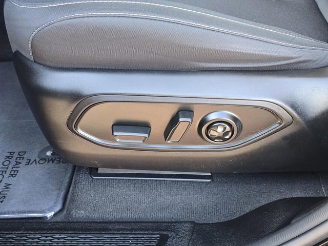 Used 2023 Jeep Grand Cherokee Laredo X image 9