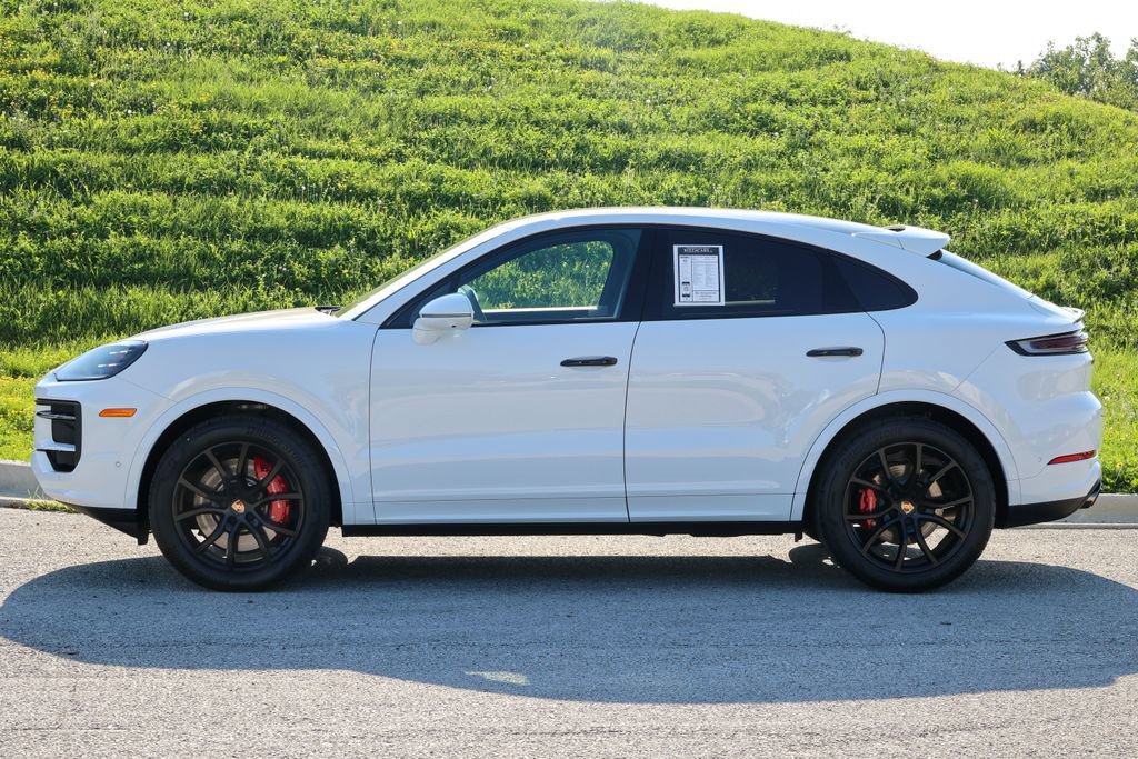 Certified 2026 Porsche Cayenne S AWD/4WD image 2