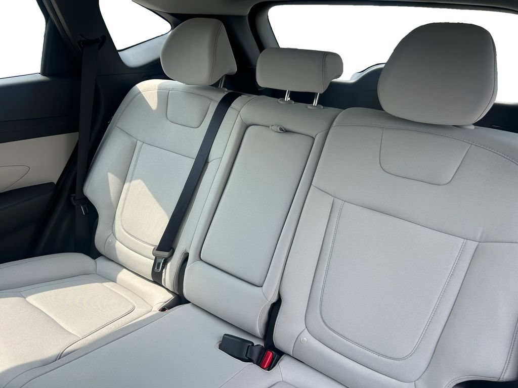 New 2026 Hyundai Tucson Blue SE AWD/4WD image 13