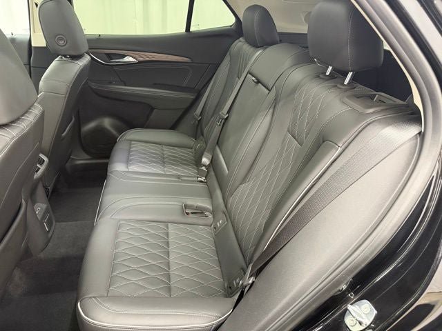 Used 2023 Buick Envision Avenir AWD/4WD image 22