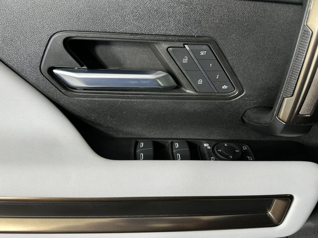 Used 2024 GMC Hummer EV 2X w/ LPO, Illumination Package AWD/4WD image 26
