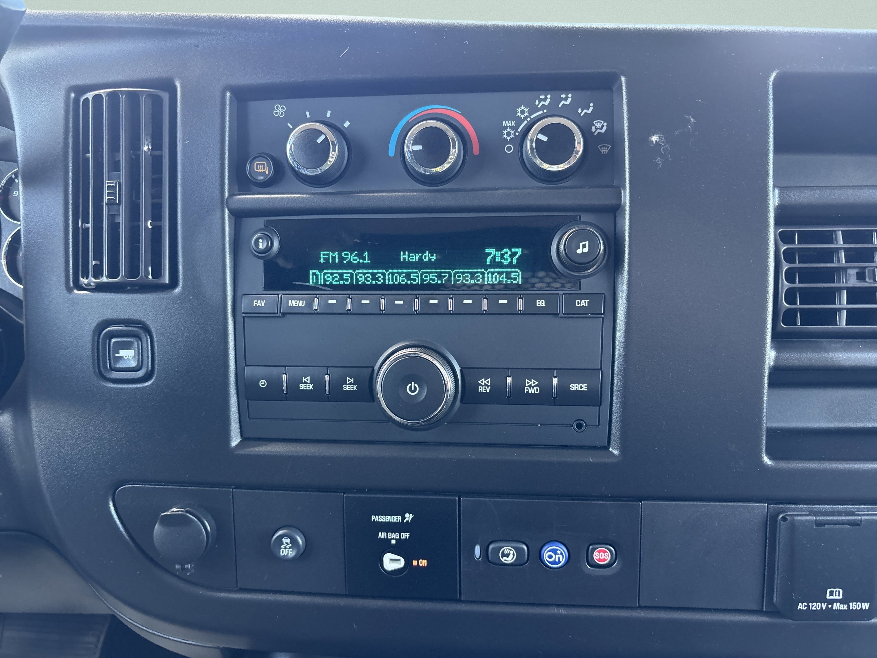 Used 2024 GMC Savana 2500 w/ Driver Convenience Package RWD image 23