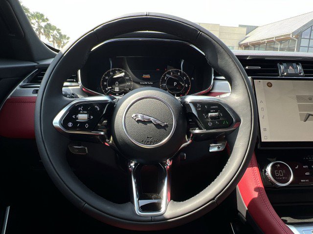 New 2026 Jaguar F-PACE R-Dynamic S image 35