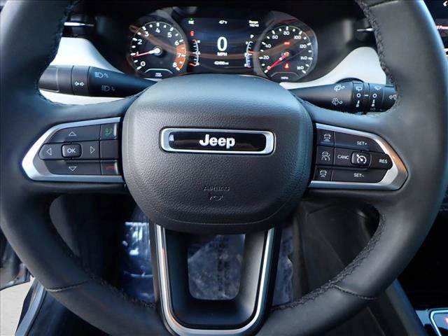 Used 2024 Jeep Compass Limited image 13