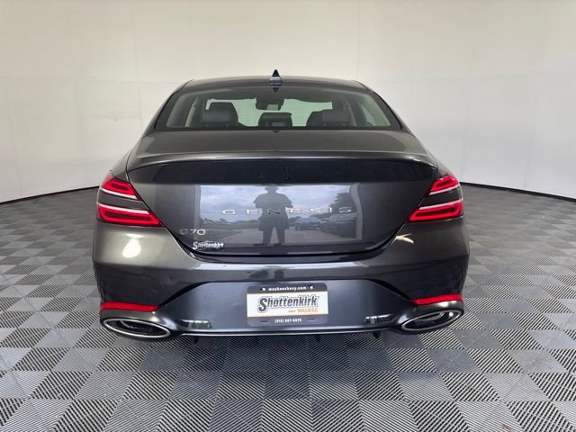 Used 2025 Genesis G70 2.5T RWD image 30