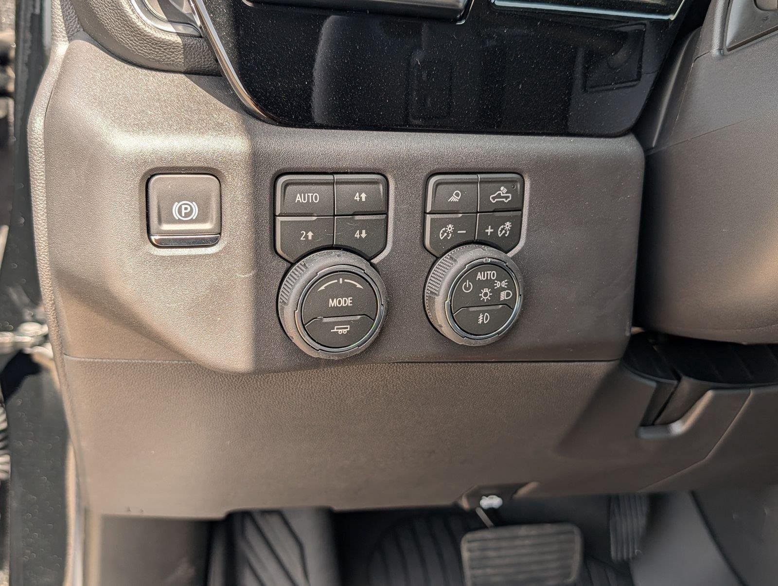 New 2026 Chevrolet Silverado 1500 RST w/ RST All Star Premium Package AWD/4WD image 16