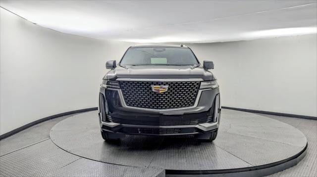 Used 2023 Cadillac Escalade Luxury w/ LPO, Floor Liner Package image 12