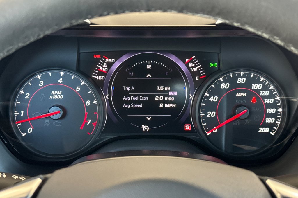 Used 2020 Chevrolet Camaro SS RWD image 28