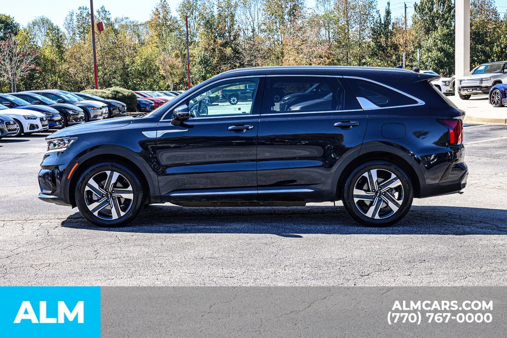 Used 2022 Kia Sorento SX w/ Panoramic Sunroof Package image 8