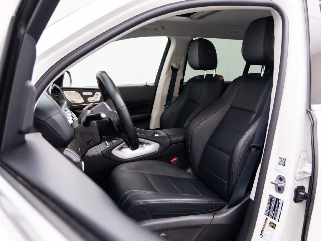 Used 2022 Mercedes-Benz GLS 450 4MATIC image 19