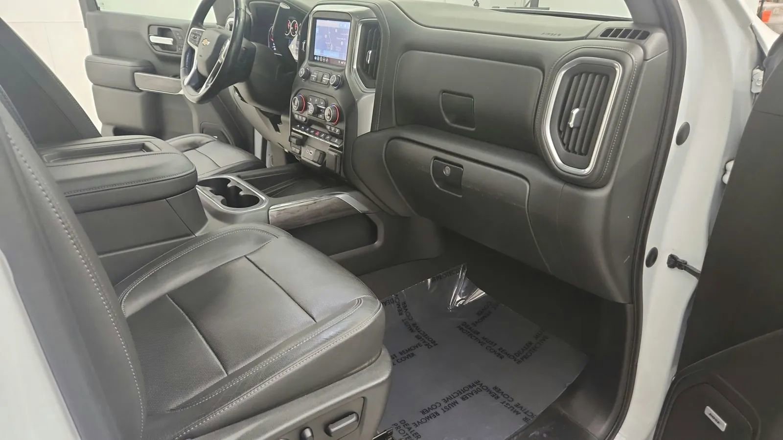 Used 2019 Chevrolet Silverado 1500 LTZ w/ LTZ Premium Package image 37