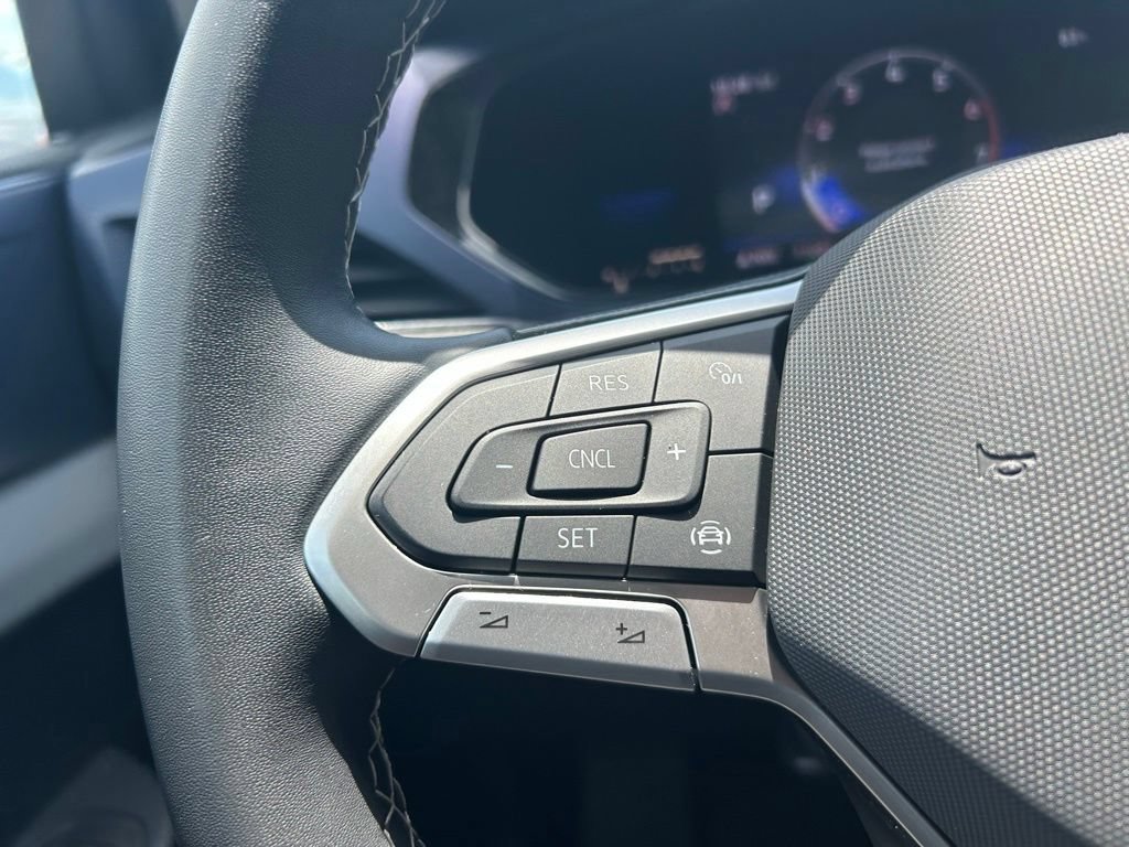 Certified 2022 Volkswagen Taos SE AWD/4WD image 21