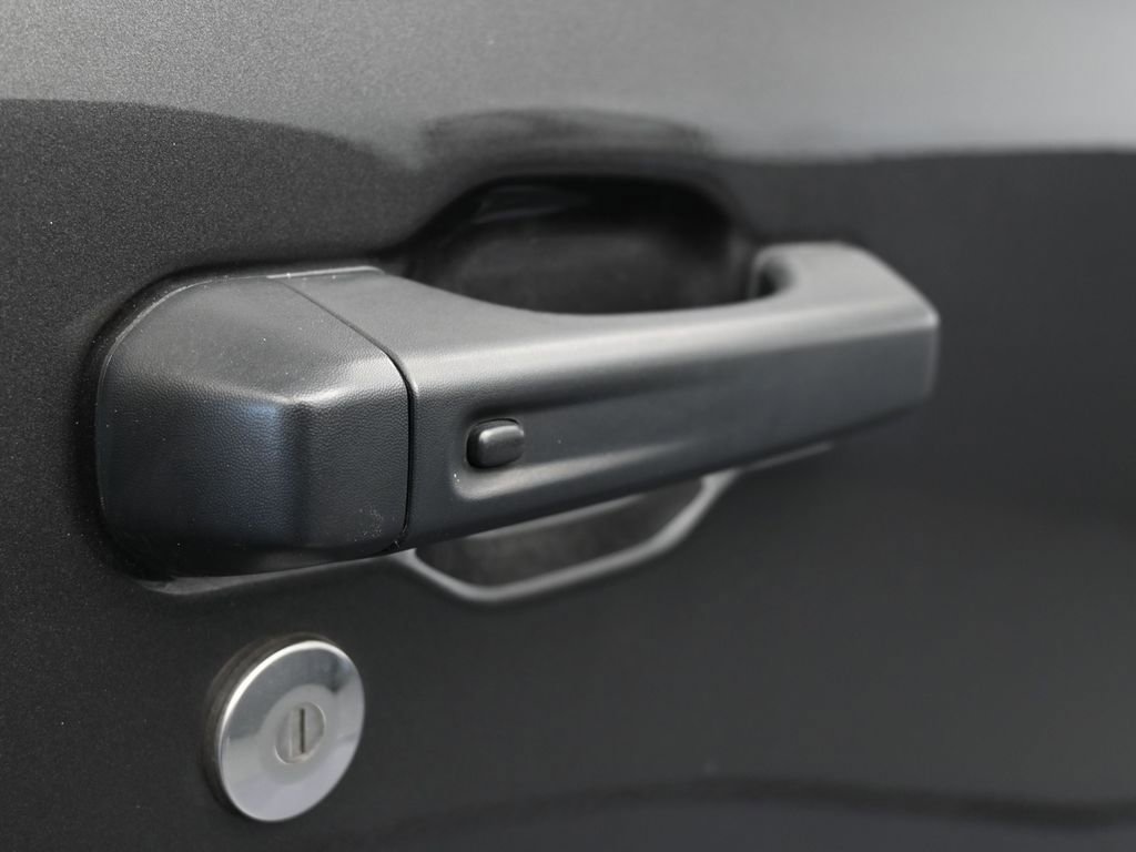 Used 2024 Jeep Gladiator Sport w/ Premium Package image 42