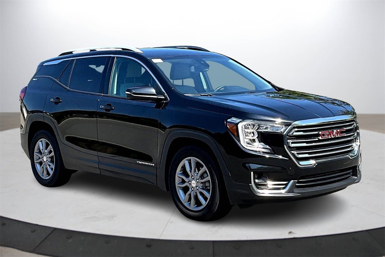 Used 2024 GMC Terrain SLT