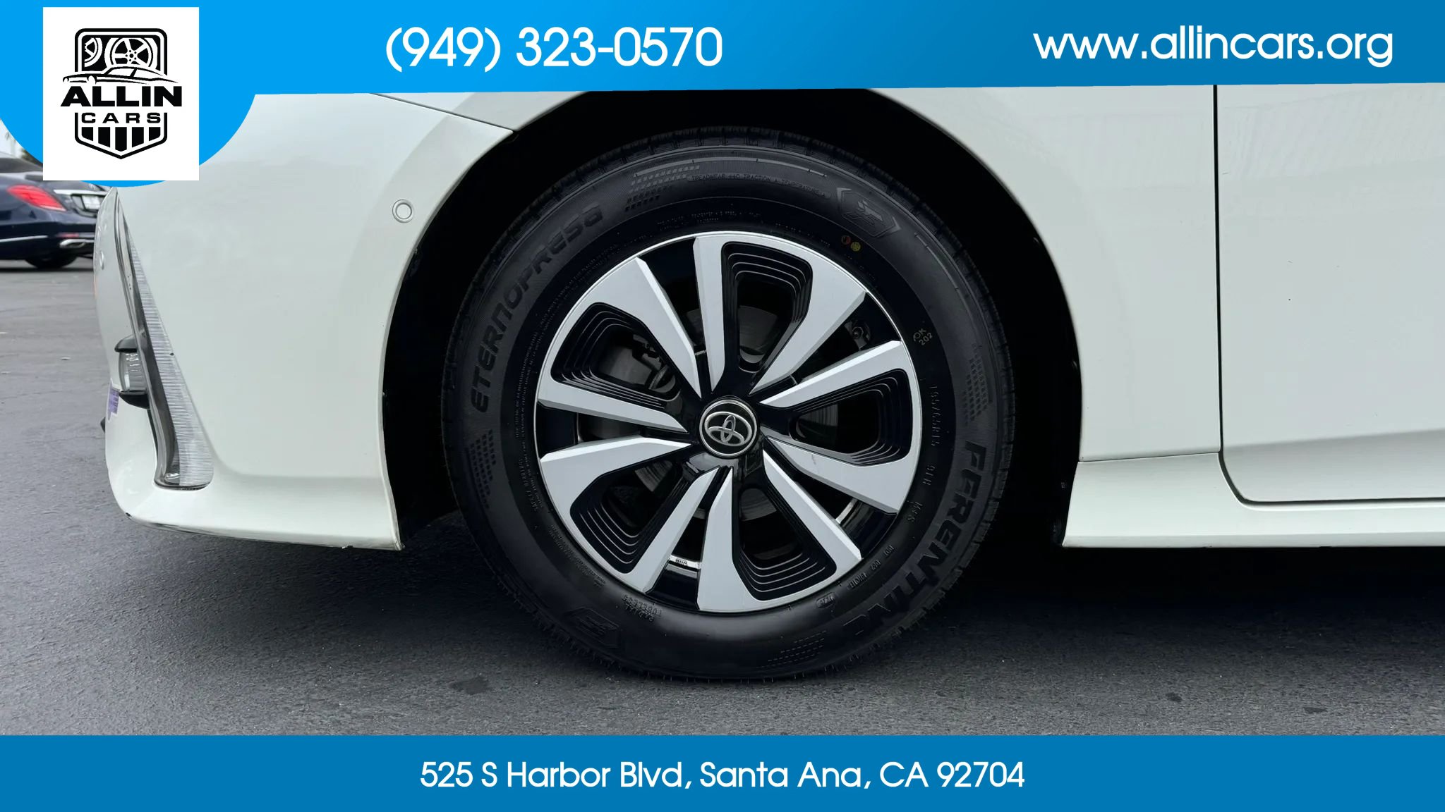 Used 2019 Toyota Prius Prime Advanced w/ Carpet Mat Package FWD image 18