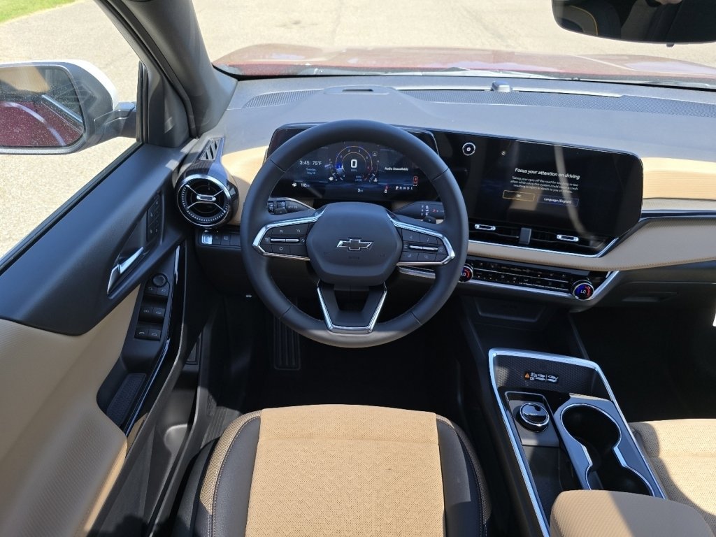 New 2026 Chevrolet Equinox ACTIV w/ Convenience Package III FWD image 17