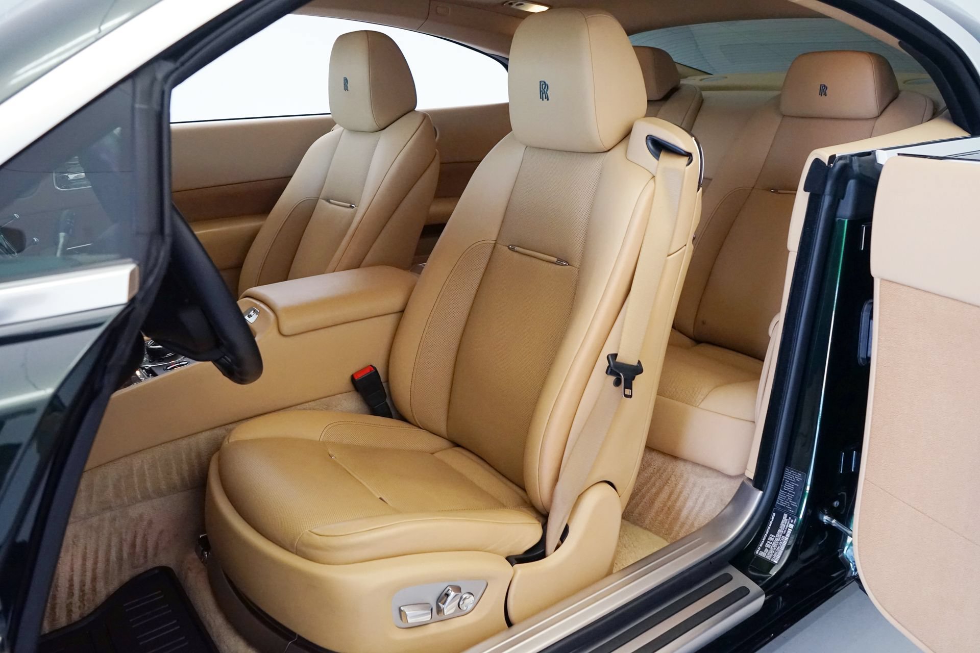 Used 2019 Rolls-Royce Wraith RWD image 10