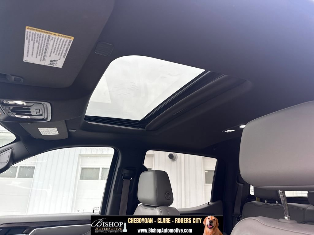 Used 2022 GMC Sierra 1500 SLT AWD/4WD image 9