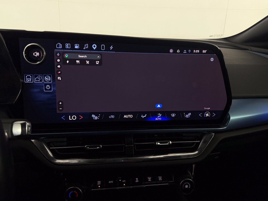 Used 2024 Chevrolet Equinox EV LT FWD image 18