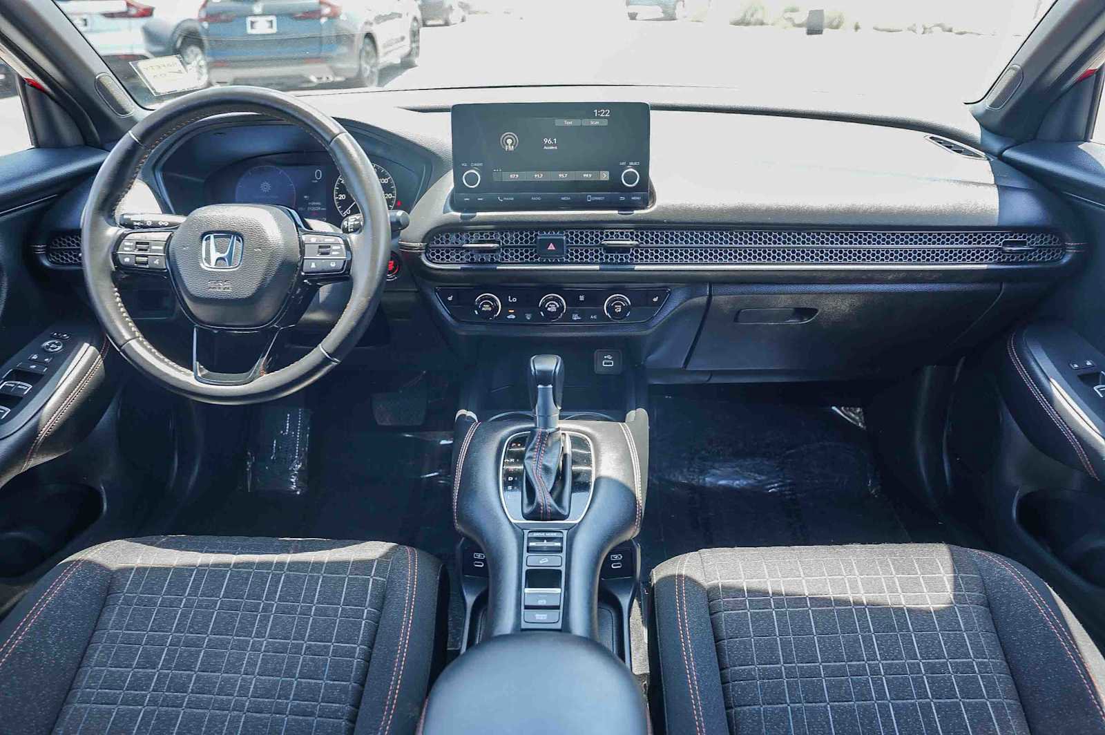 Used 2025 Honda HR-V Sport image 12