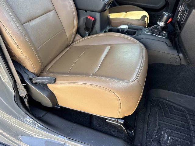 Used 2021 Jeep Gladiator Overland w/ Popular Equipment Package AWD/4WD image 15