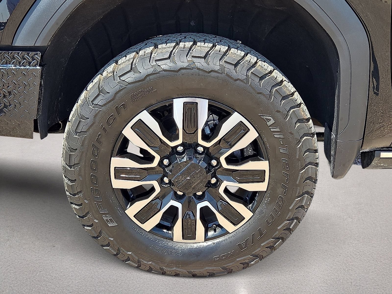 Used 2026 GMC Sierra 2500 Denali Ultimate w/ Max Trailering Package AWD/4WD image 11