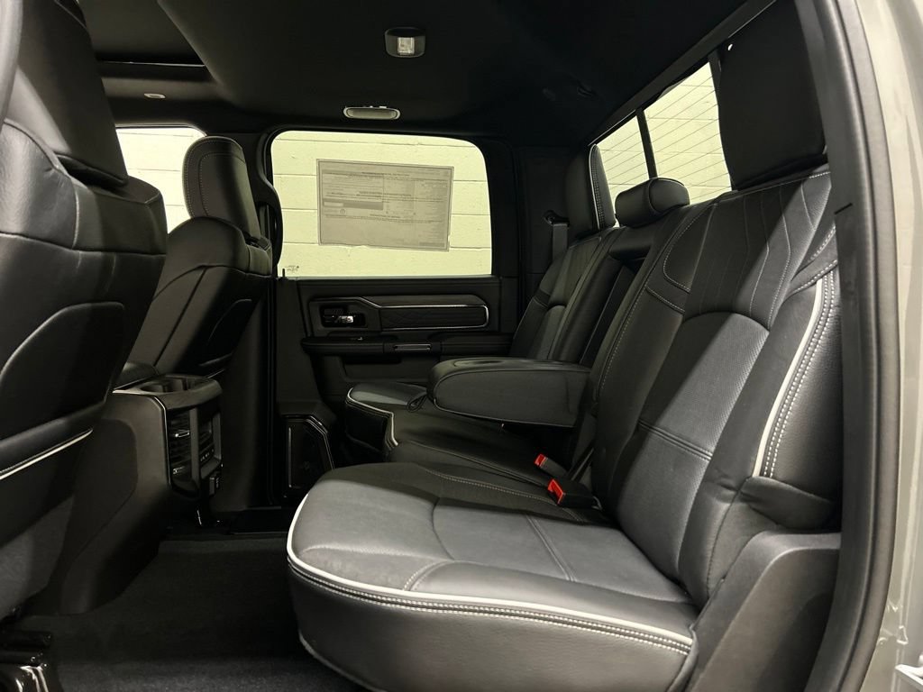 New 2026 RAM 2500 Limited AWD/4WD image 8