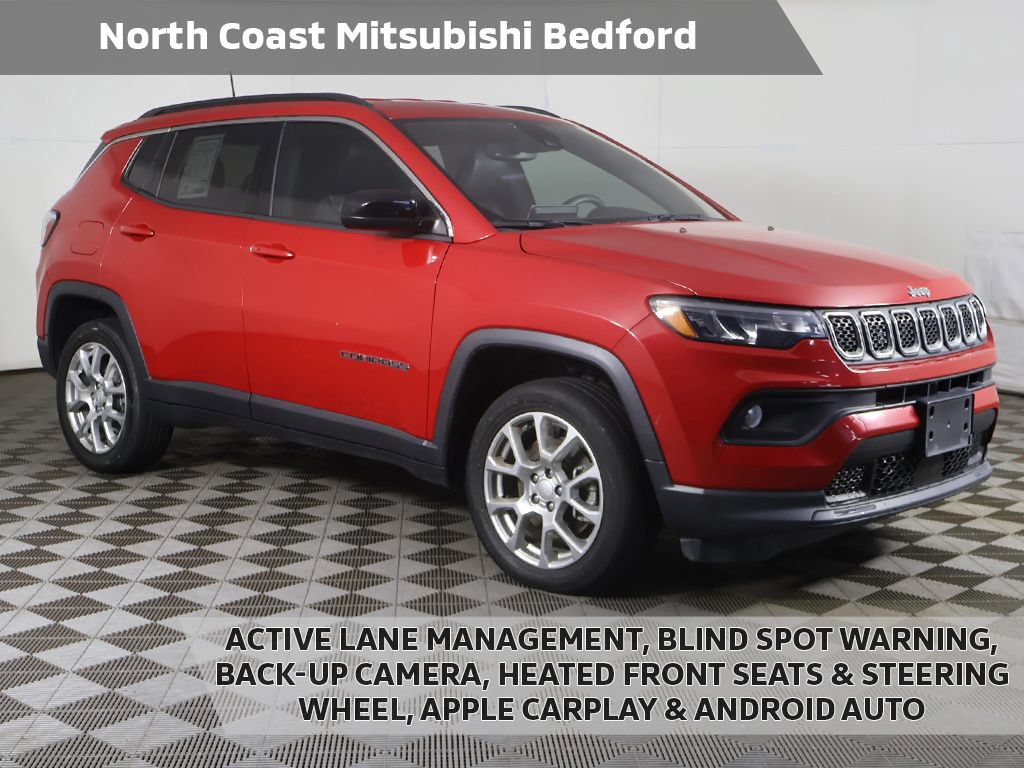 Used 2023 Jeep Compass Latitude AWD/4WD image 1