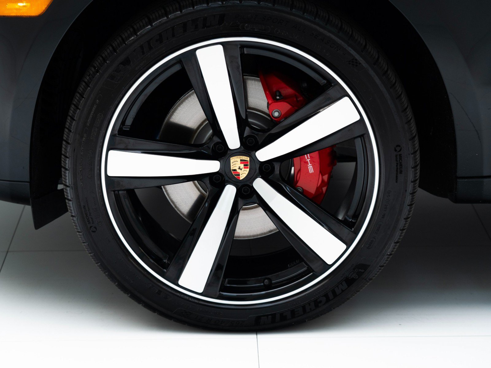 New 2026 Porsche Macan S AWD/4WD image 12