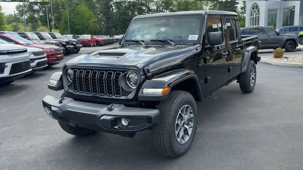 New 2026 Jeep Gladiator Sport AWD/4WD image 2