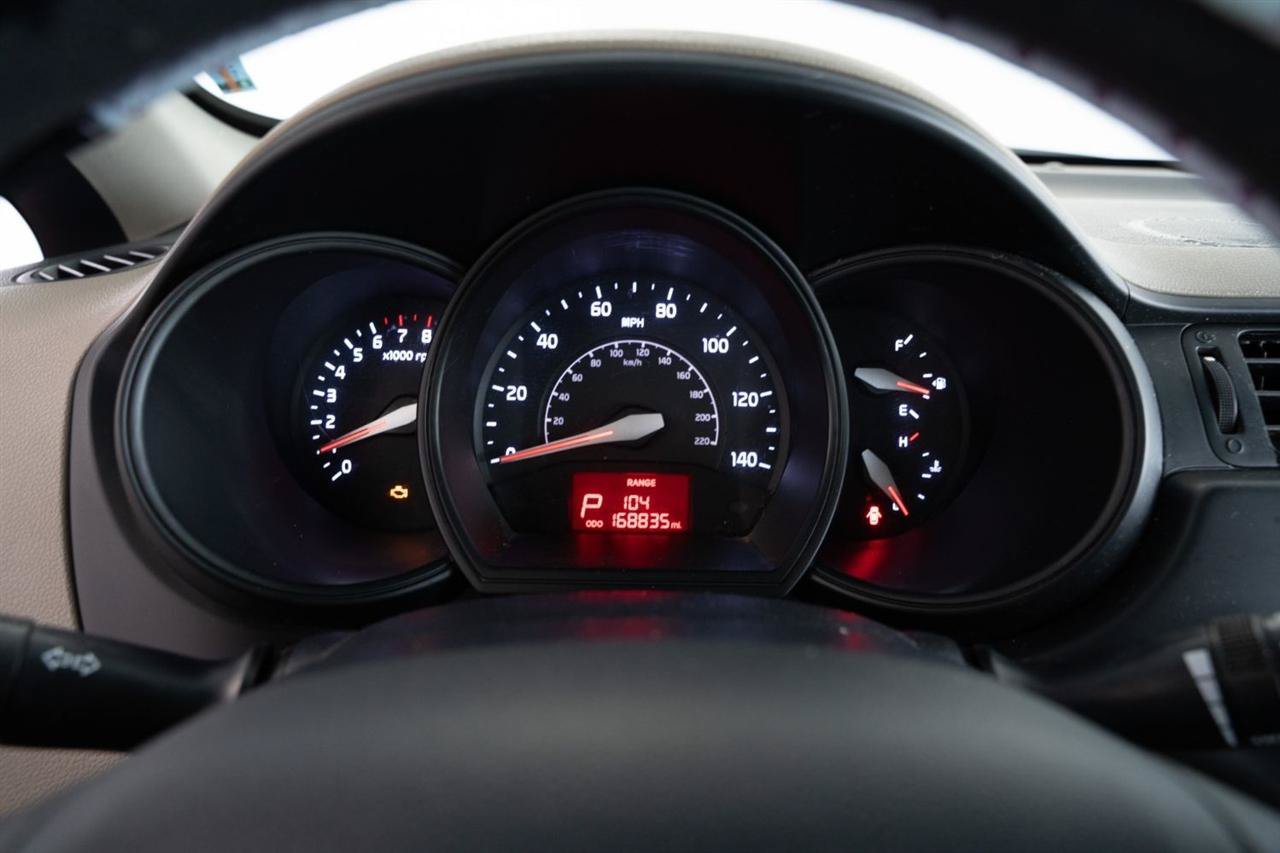 Used 2014 Kia Rio LX w/ Power Package FWD image 13