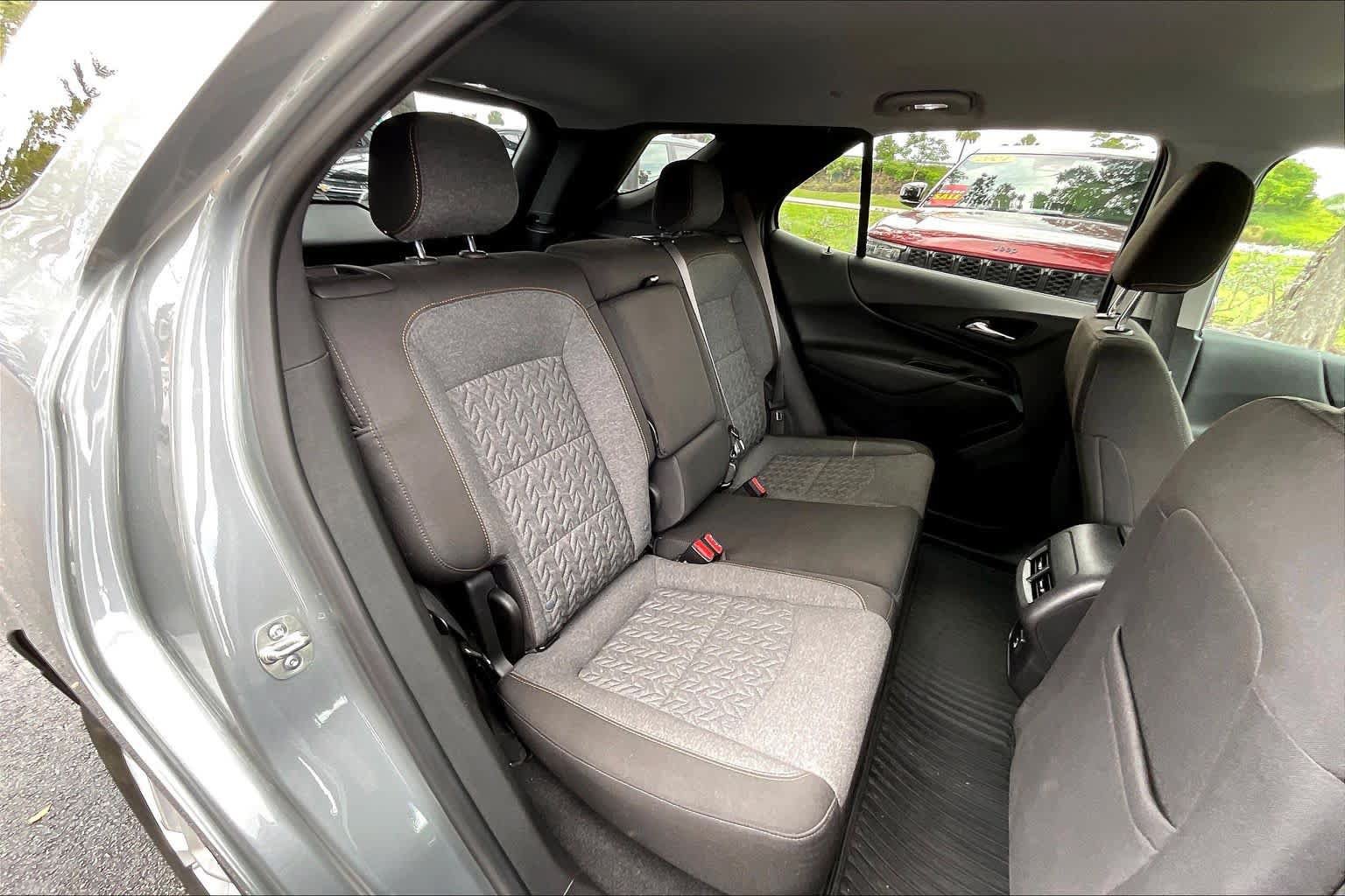 Used 2024 Chevrolet Equinox LT FWD image 26