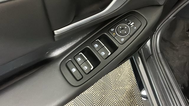 Used 2026 Hyundai Sonata SEL FWD image 10