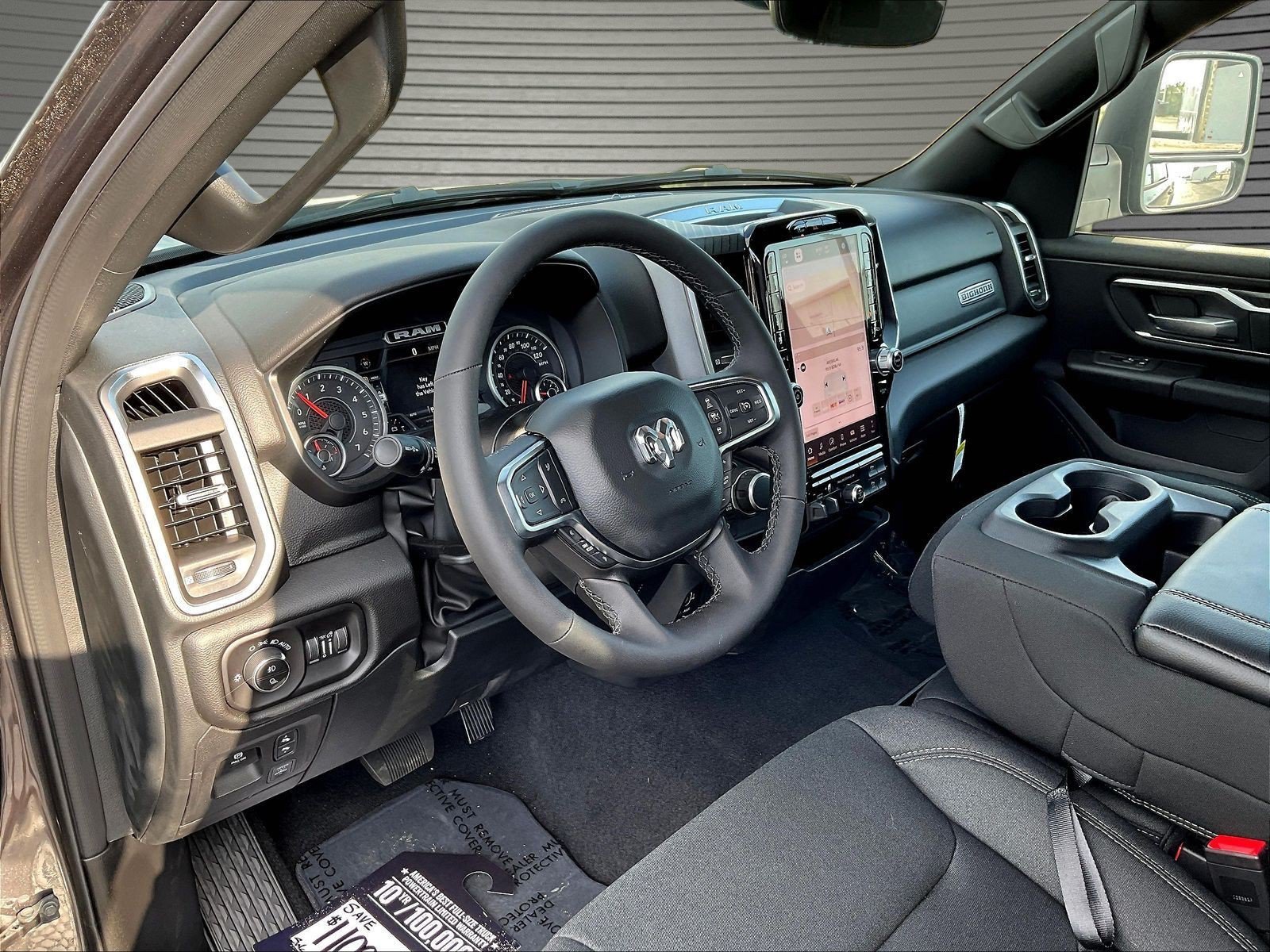 New 2026 RAM 1500 Big Horn AWD/4WD image 6
