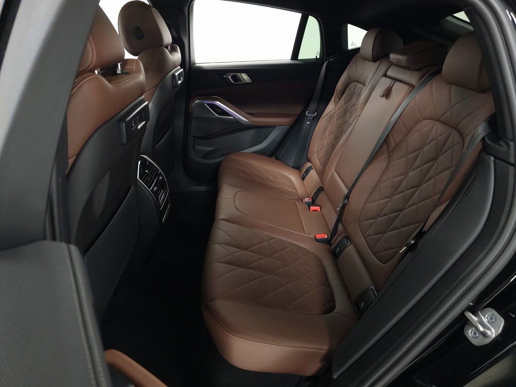 Used 2023 BMW X6 xDrive40i image 40