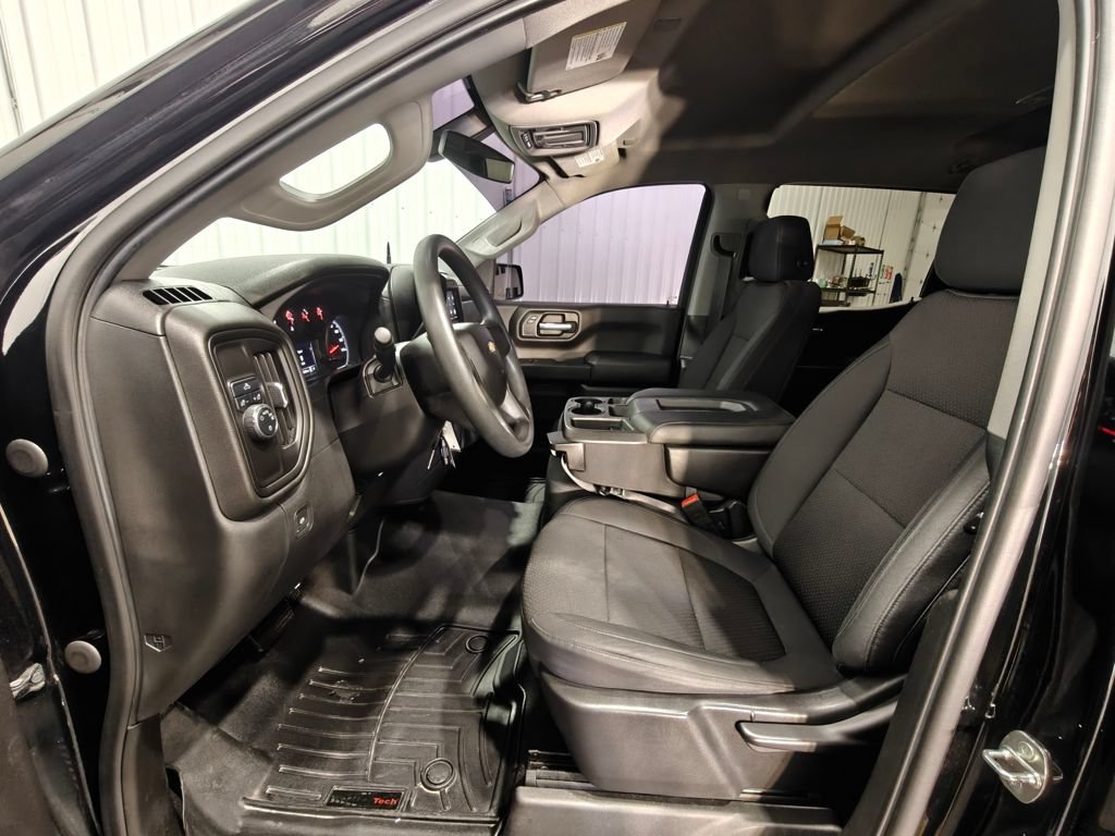Used 2020 Chevrolet Silverado 1500 Custom w/ Custom Value Package RWD image 28