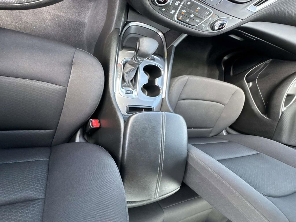 Used 2024 Chevrolet Malibu LT image 23