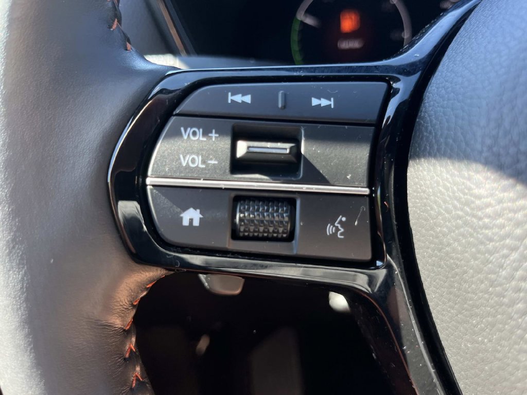 Used 2024 Honda CR-V Sport Touring image 37