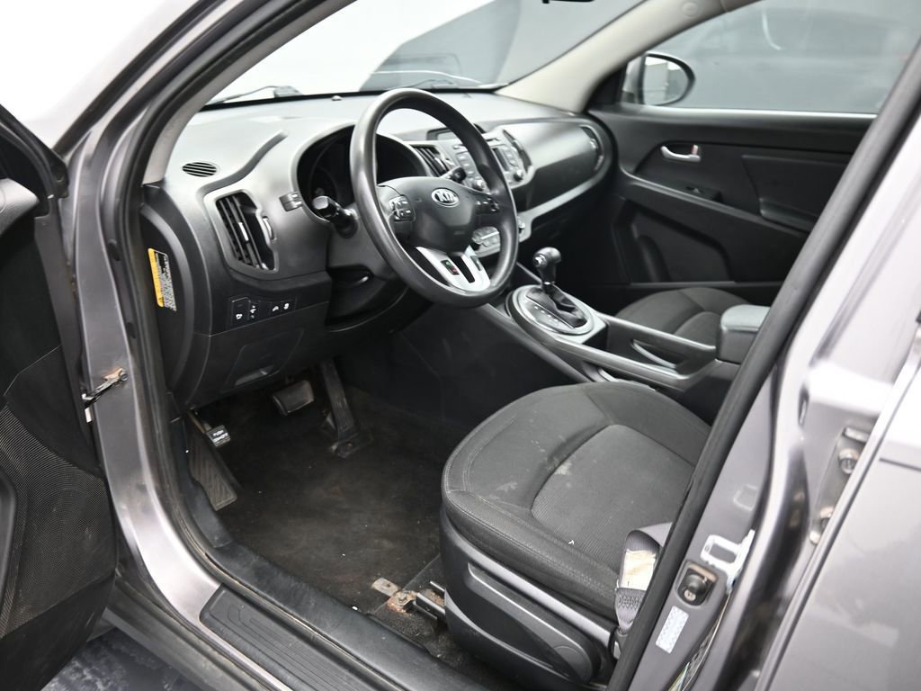 Used 2013 Kia Sportage LX w/ Convenience Pkg image 10