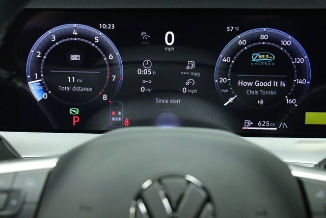 New 2026 Volkswagen Tiguan SE R-Line image 14